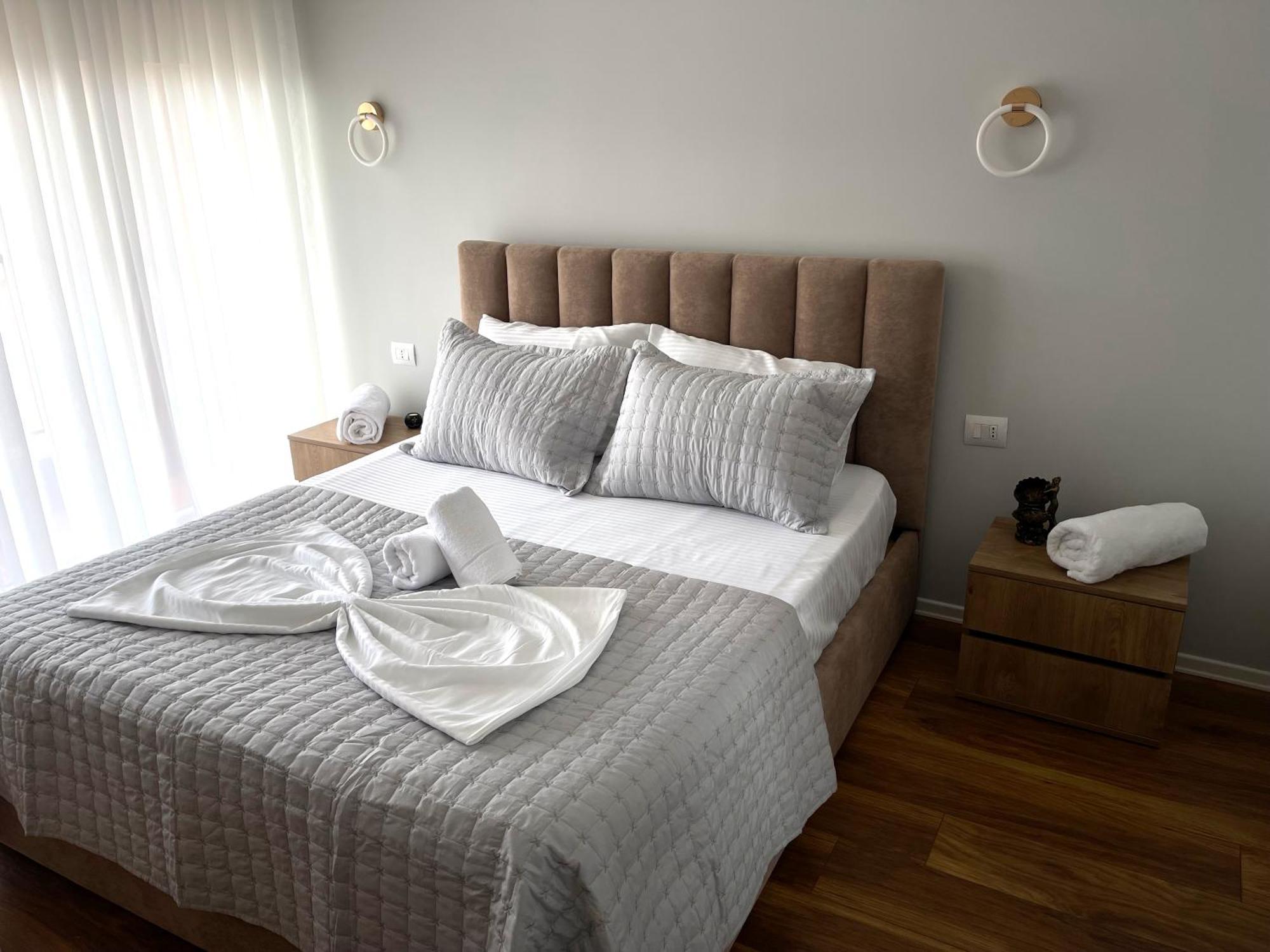 New Bazaar, Grand Apartment Tirana Exterior photo